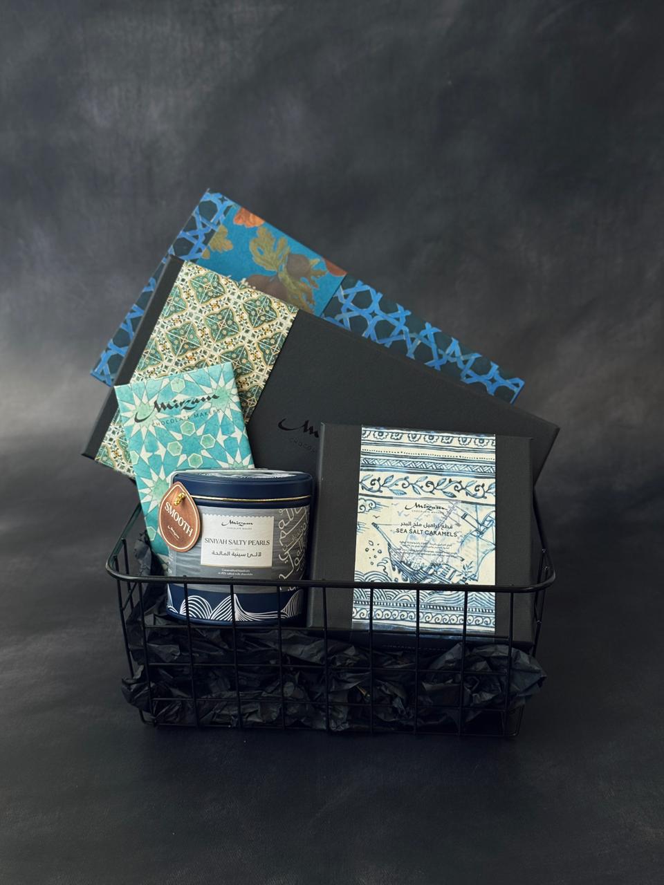 Siniyah Island Hamper
